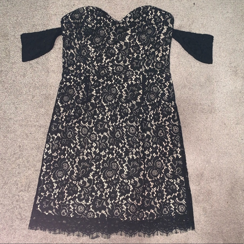 Black lace off the shoulder dress 🖤